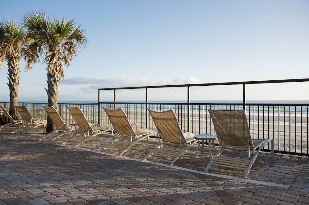 Nautilus Inn photo 44