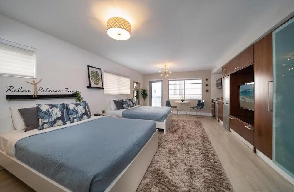 Strand Ocean Drive Suites photo 58