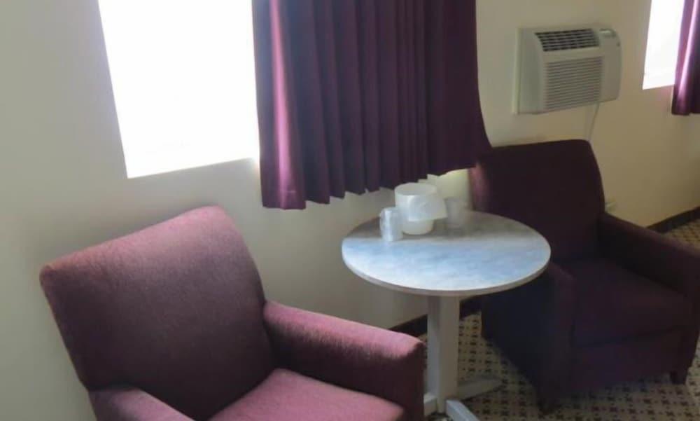 Amber Inn photo 2