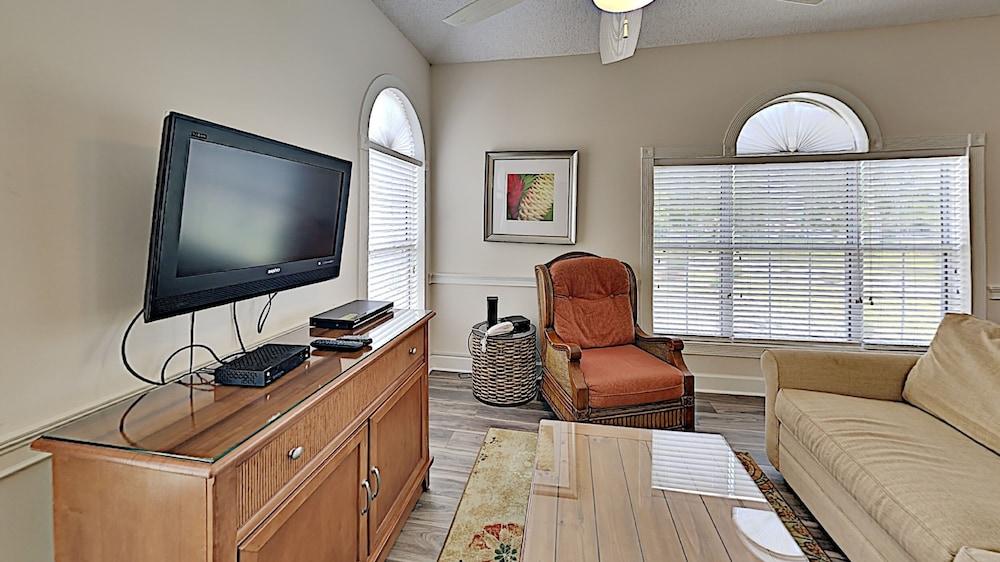 Myrtlewood Villas photo 98