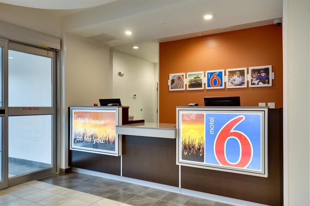 Motel 6 Poplar Bluff, MO photo 4
