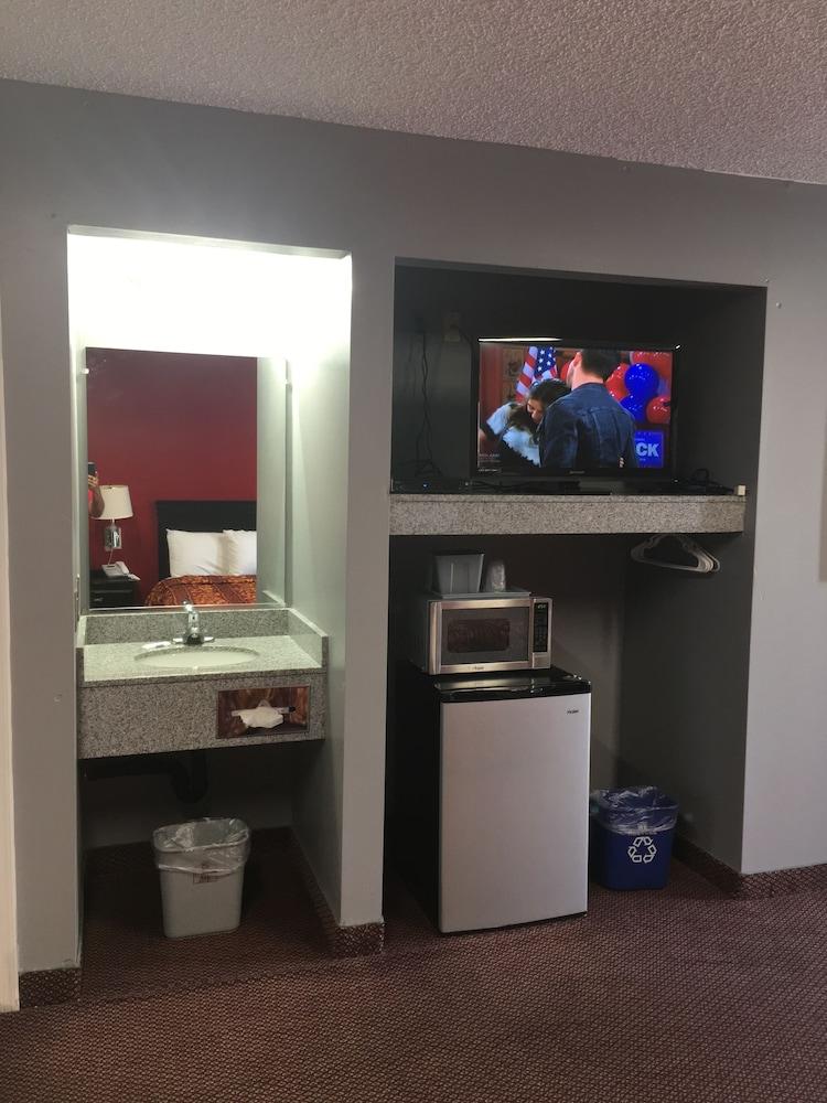 Haven Inn and Suites photo 14