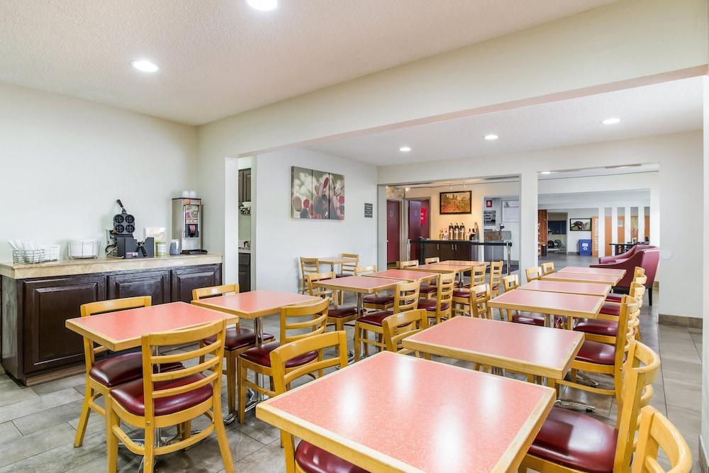 Red Roof Inn Albuquerque - Midtown photo 41
