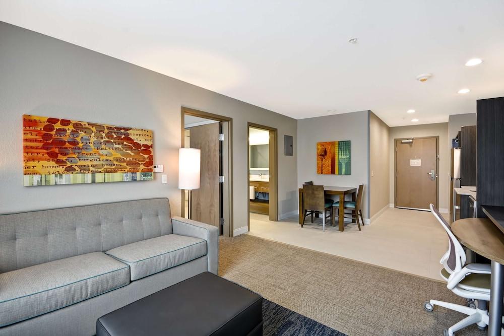 Home2 Suites by Hilton Jackson MI photo 18