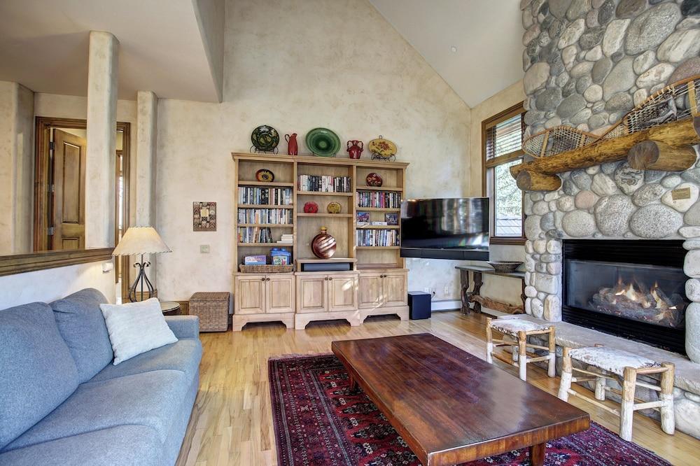 Arrowhead Village, A Vail Resorts Property photo 33