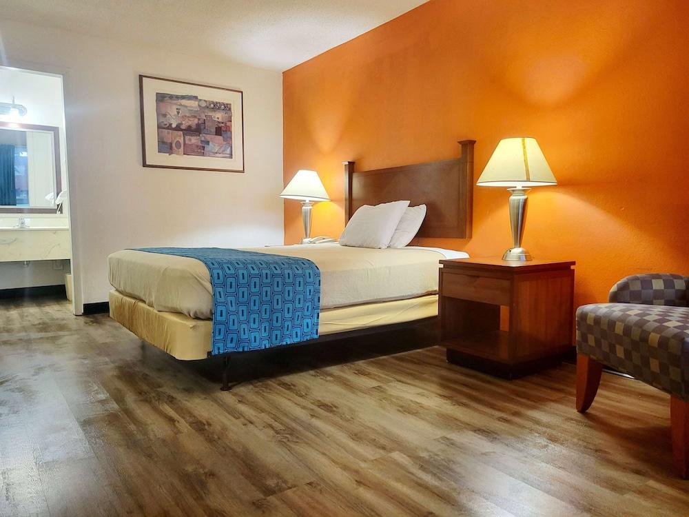Howard Johnson BY Wyndham Hannibal photo 8