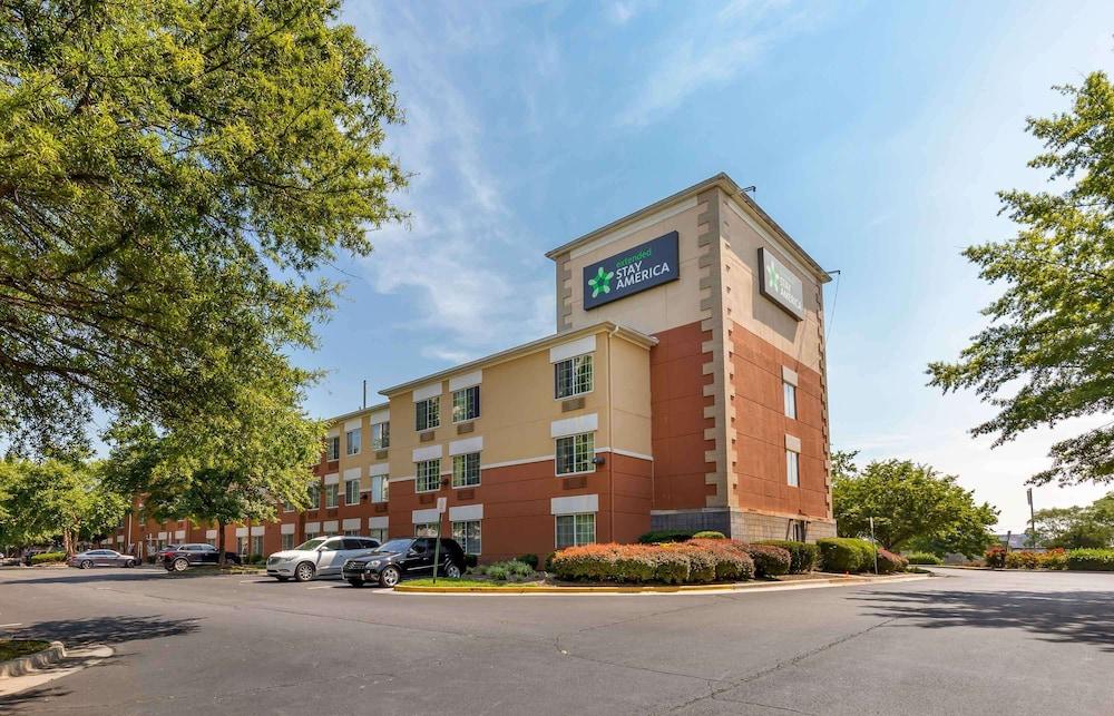 Extended Stay America Suites DC Alexandria Eisenhower Ave photo 1