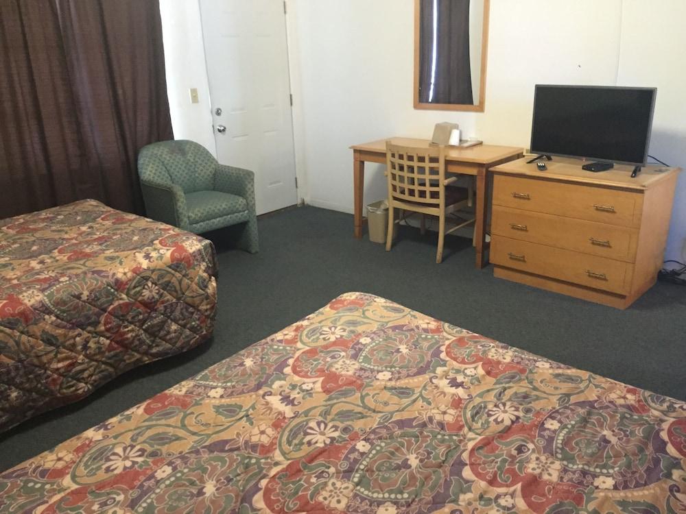 Travel Inn Of Sebring photo 15
