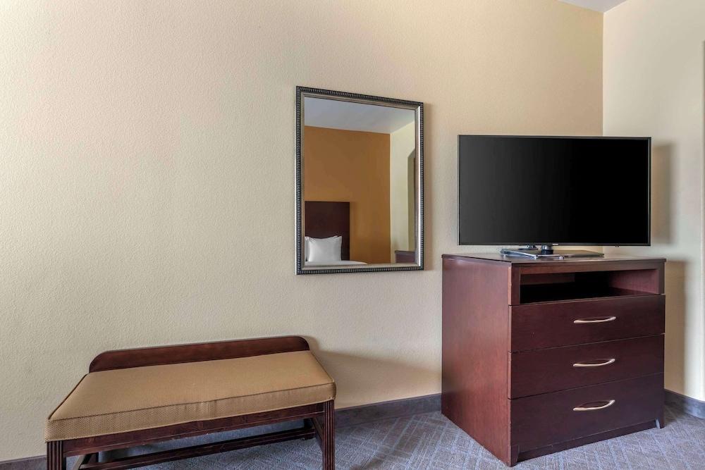 Comfort Inn & Suites Mexia photo 21