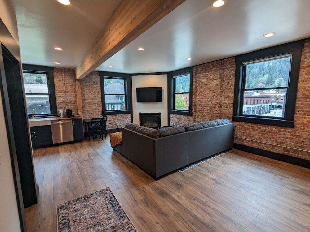 Linden Lofts photo 15
