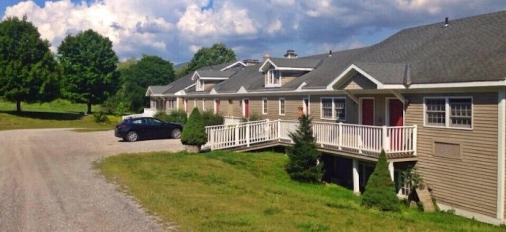 The INN at Willow Pond photo 8
