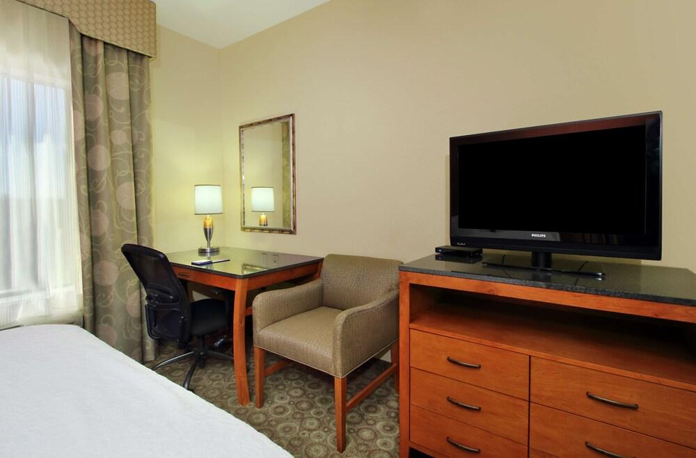 Hampton Inn & Suites Buffalo photo 38