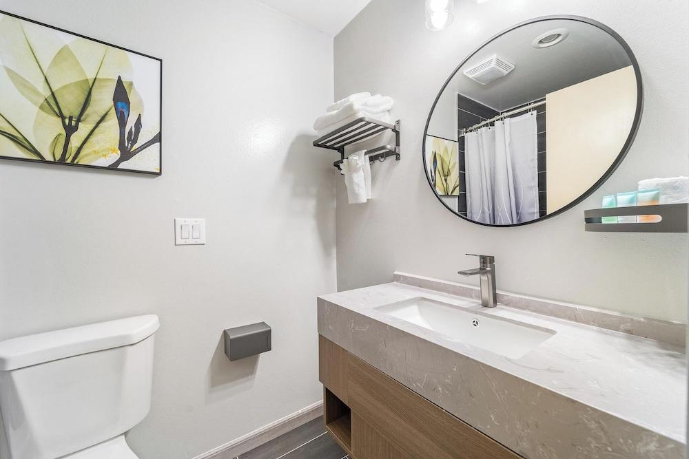 Interurban Suites Hotel photo 21