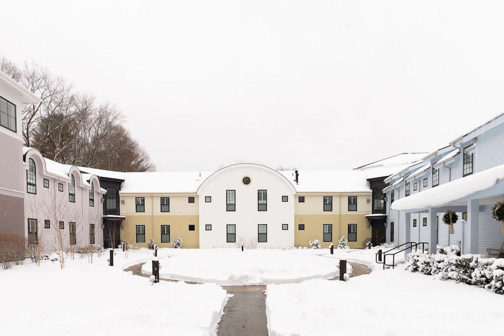 Briar Barn Inn photo 87
