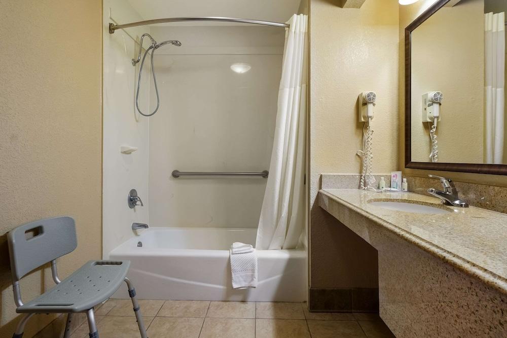 Quality Inn & Suites West Helena photo 19