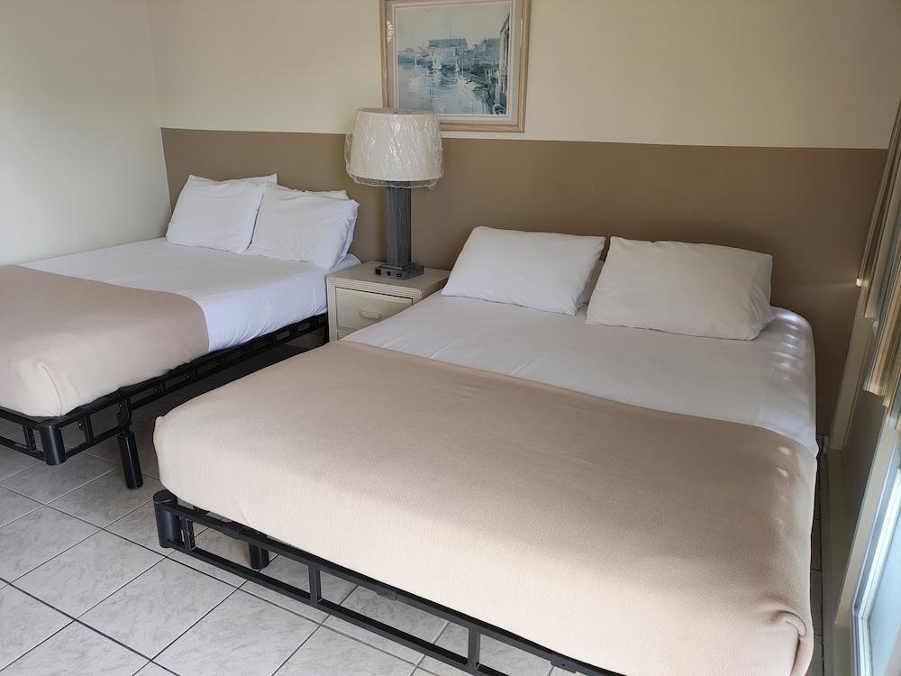 Condor Motel photo 20