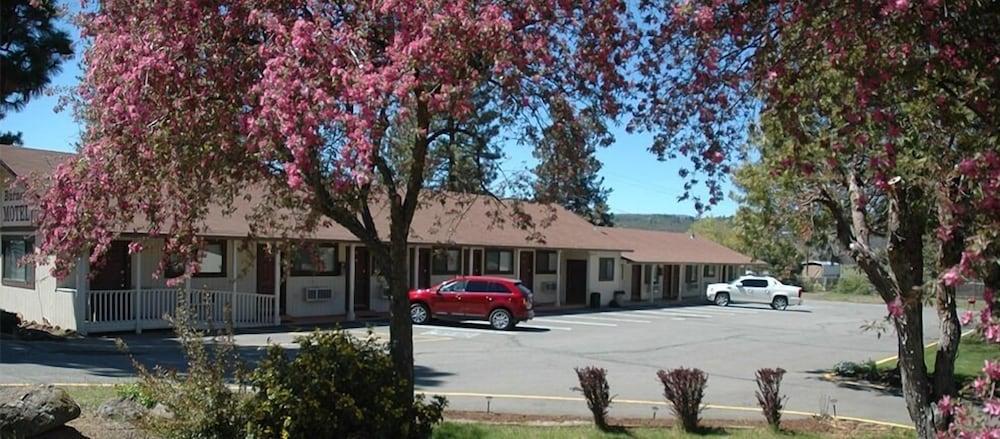 Burney Motel photo 6