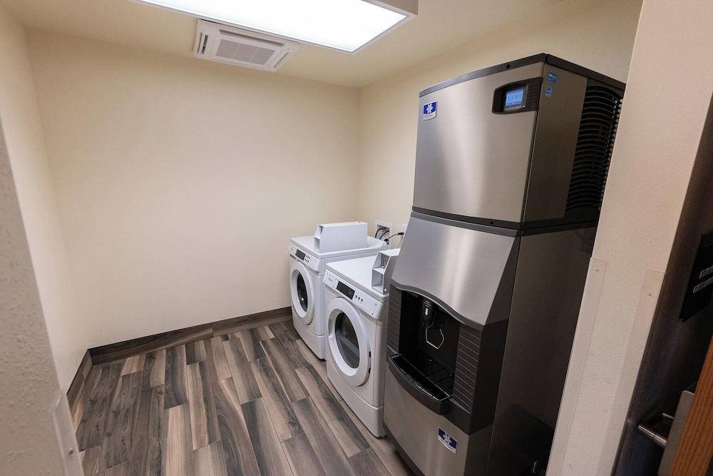 Cobblestone Inn & Suites - Sheldon photo 29