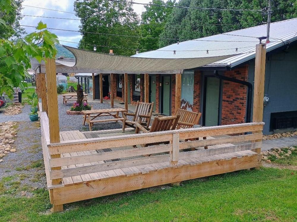 Wild Mountain Lodge photo 2