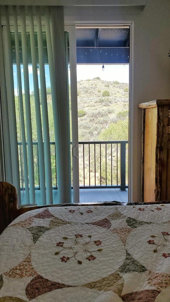 Creekside Lodge and Cabins photo 11