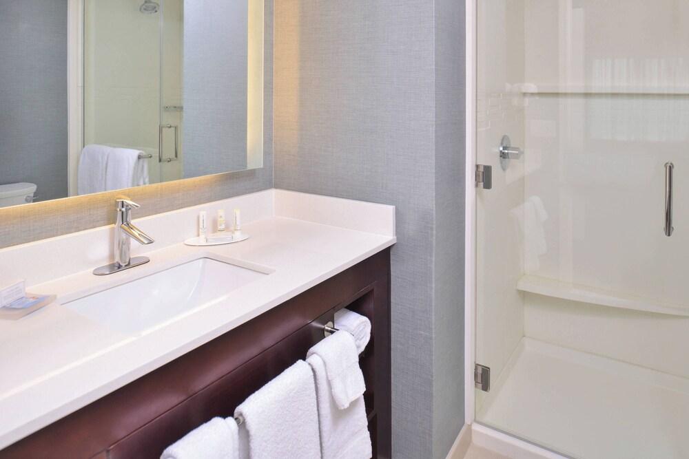 Residence Inn Cedar Rapids South photo 20