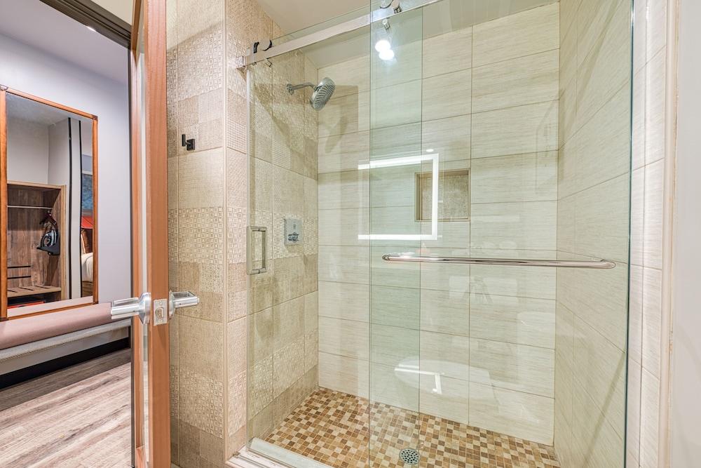 Hotel Lexen - Newhall photo 49