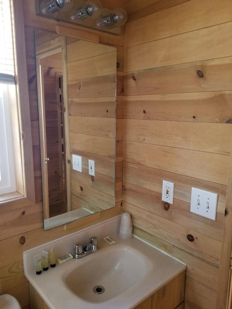 Sourdough Lodge photo 32