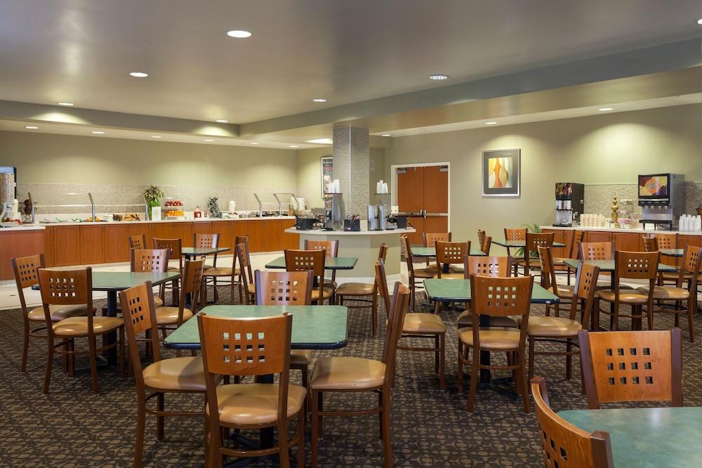 Desert Palms Hotel & Suites photo 35