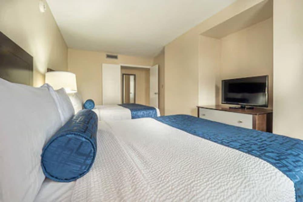 The Breakers Hotel & Suites photo 62