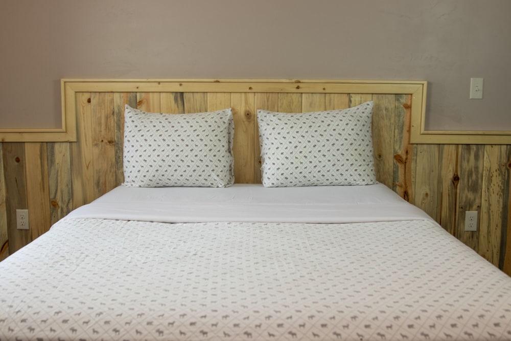 Prospector Motel photo 15