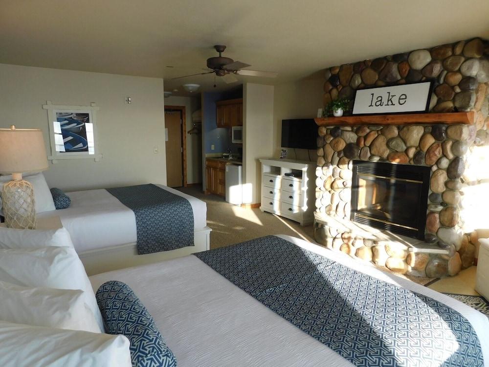 Quarterdeck Resort & Restaurant photo 74