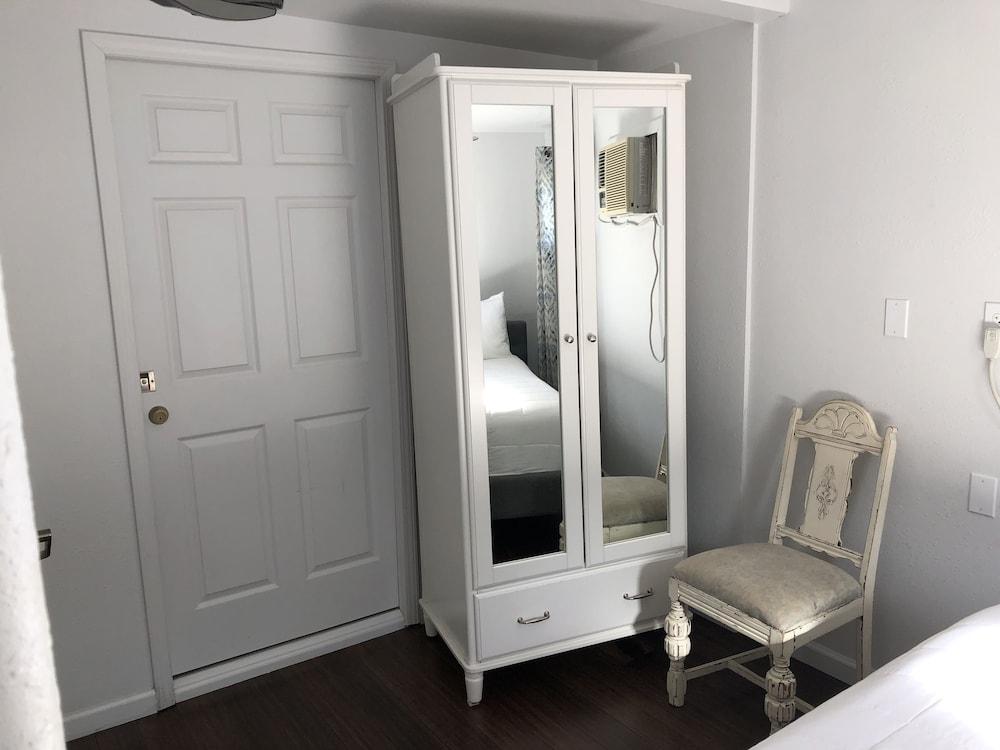 Seacrest Inn photo 53