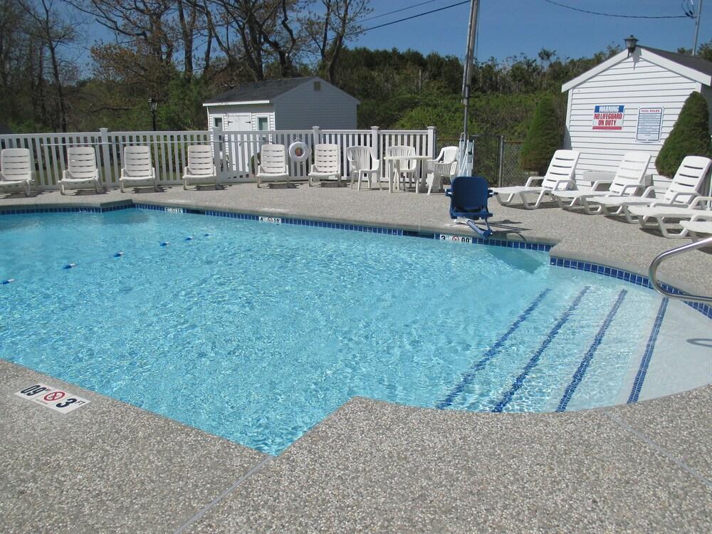Long Beach Motor Inn photo 24