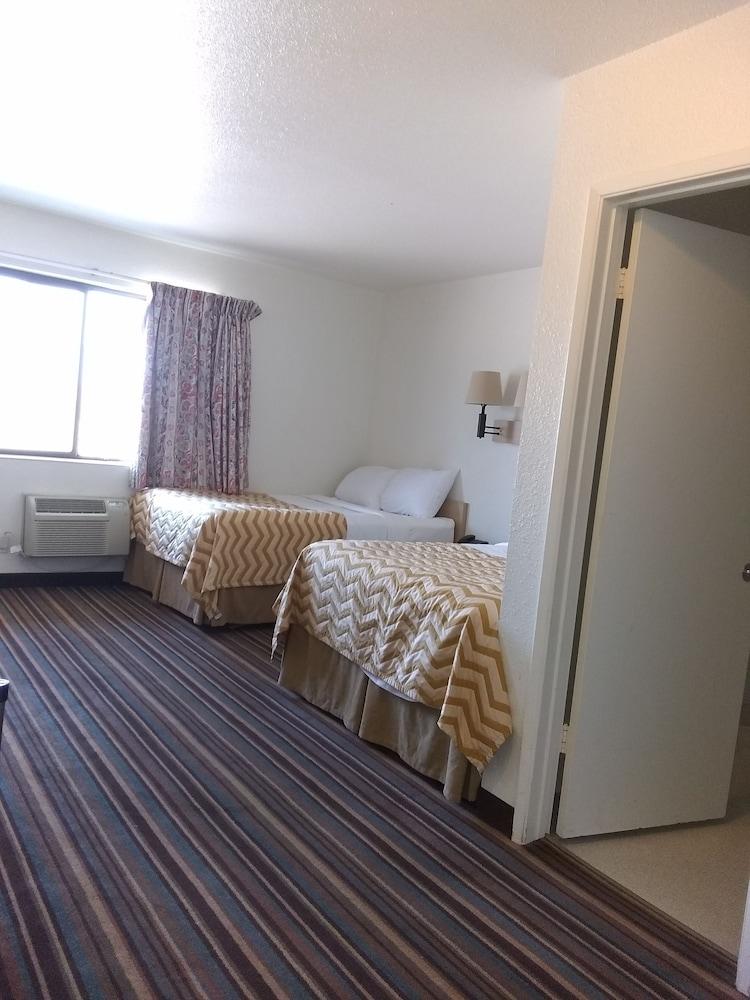 Sioux City Inn photo 32