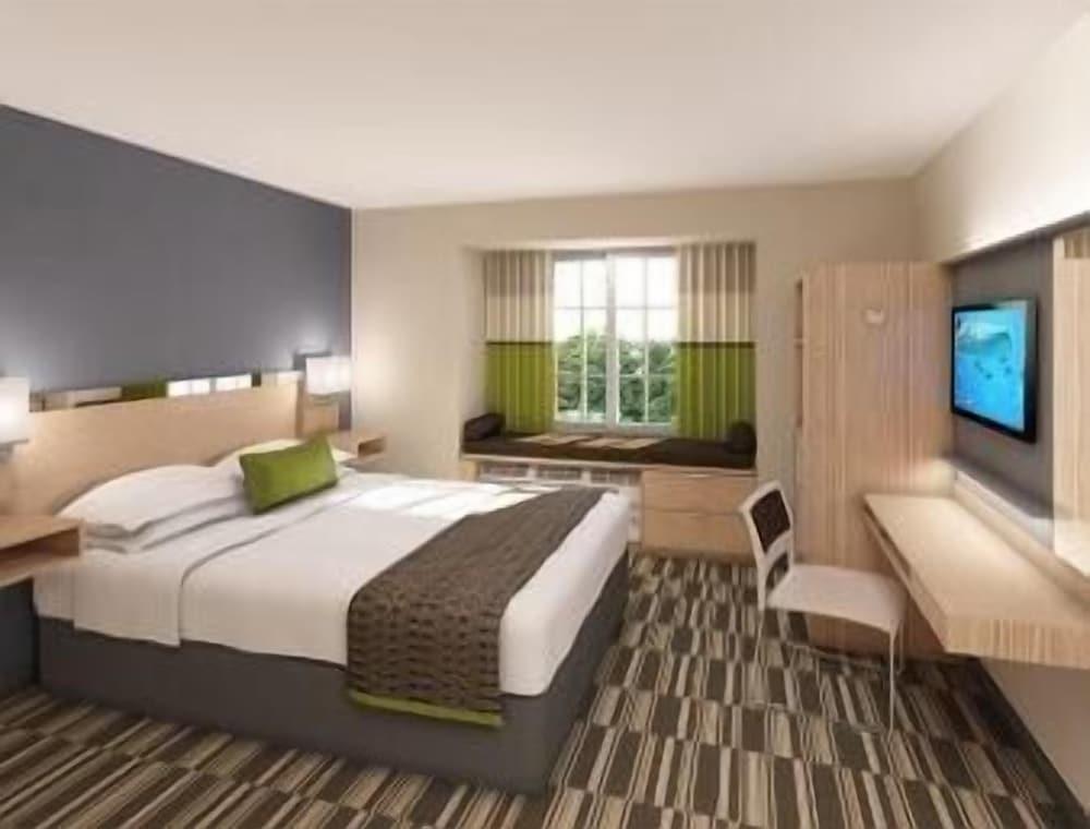 Microtel Inn & Suites By Wyndham Beaver Falls photo 8