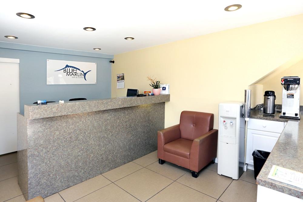 Blue Marlin Inn & Suites photo 2