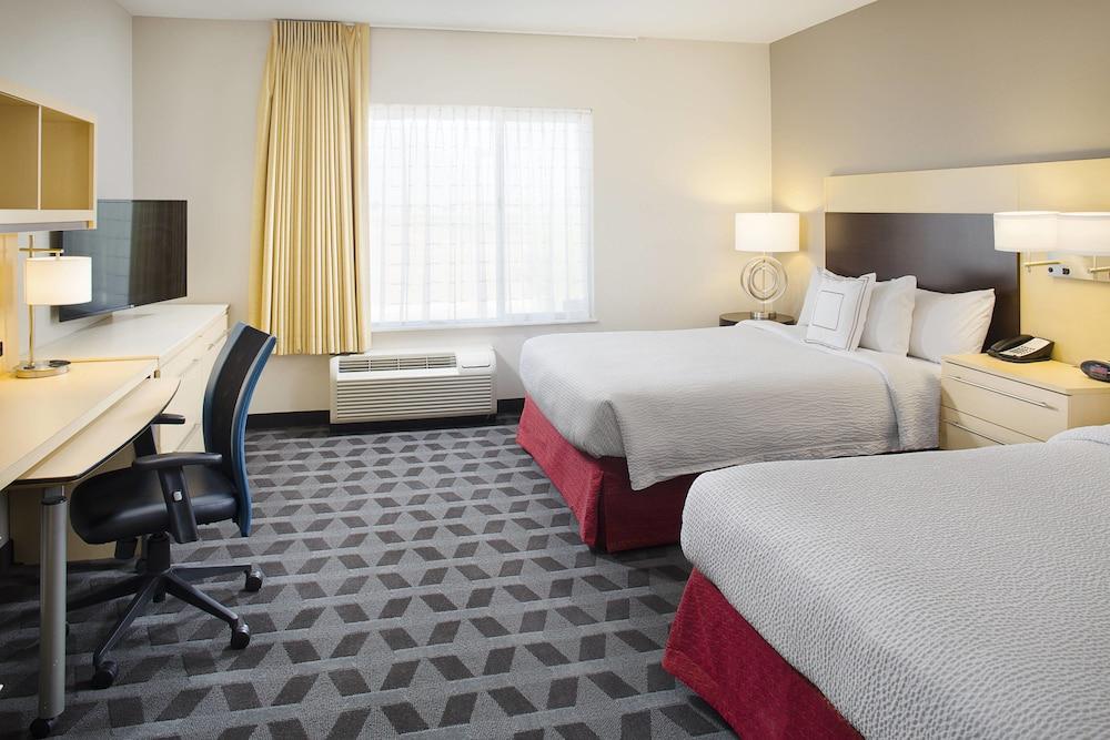 TownePlace Suites by Marriott Goodyear photo 4
