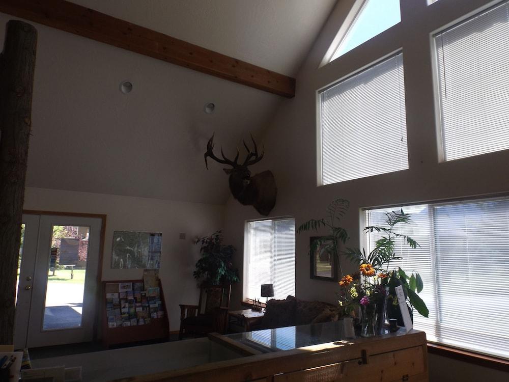 Clark Fork Lodge photo 31
