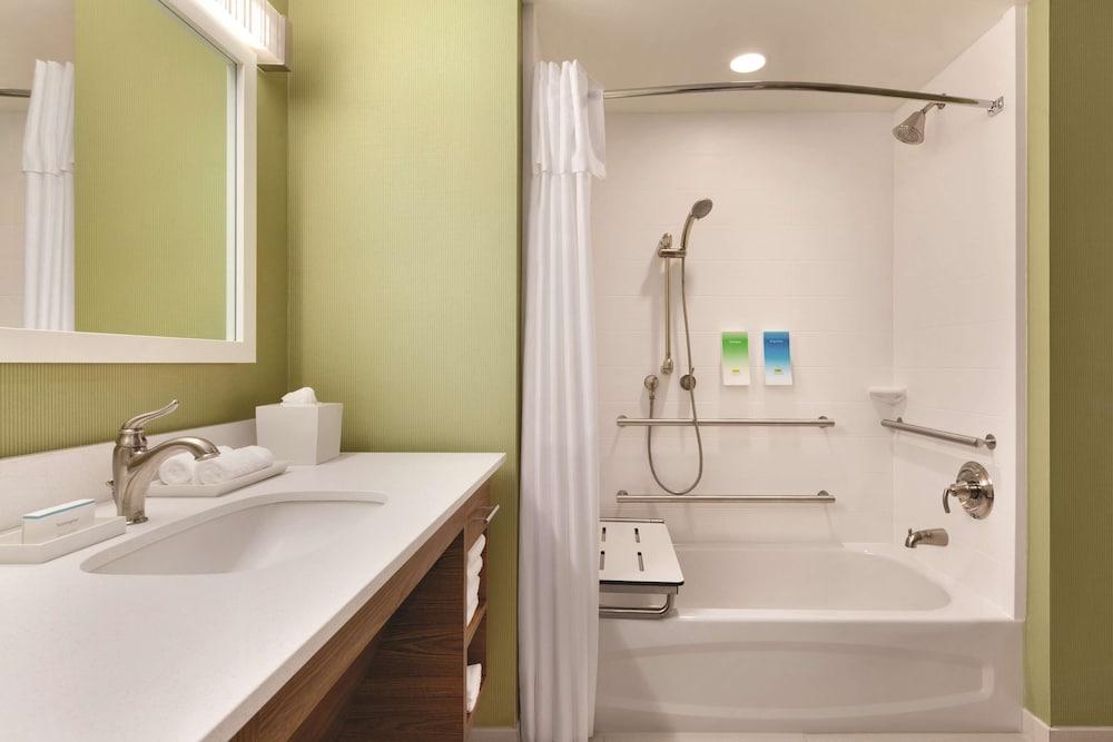 Home2 Suites by Hilton Phoenix Tempe, University Research Park photo 25