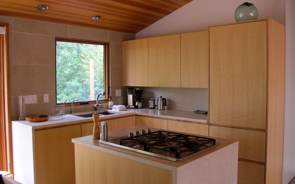 Coast Cabins photo 44