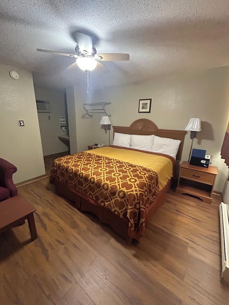 Royal Rest Motel photo 4