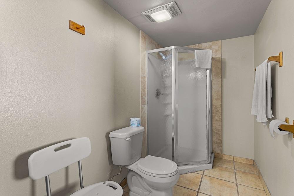 Americas Best Value Inn Gallup photo 19