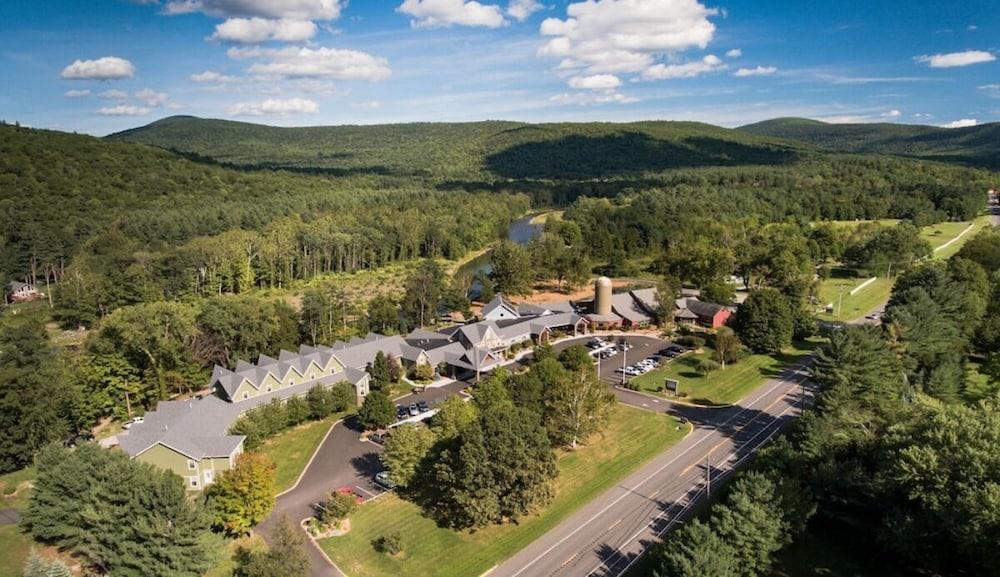 Emerson Resort & Spa — hotel in Mount Tremper