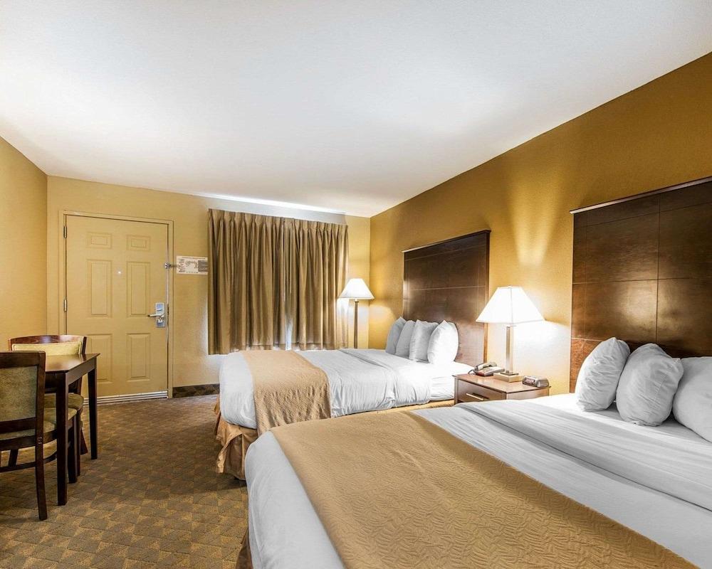 Quality Inn & Suites Bremen photo 10