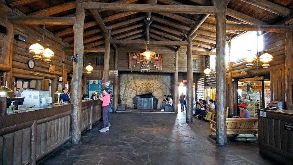 Thunderbird Lodge - Inside the Park photo 7