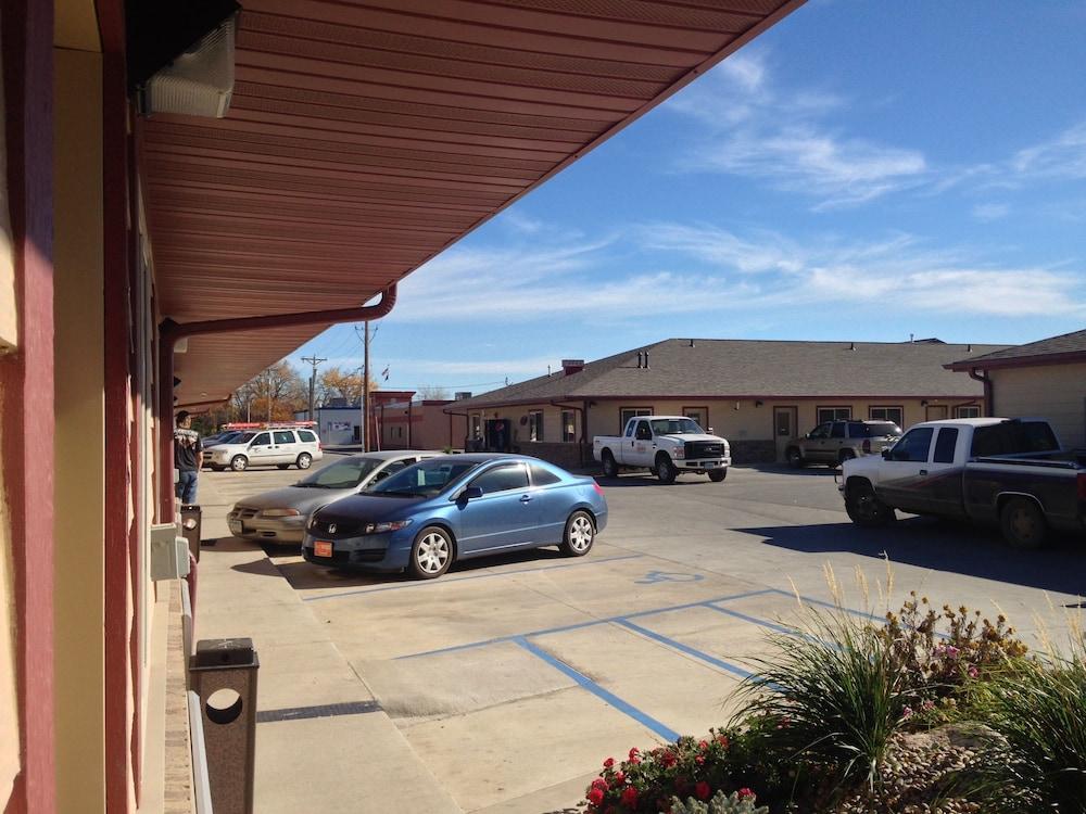 Bismarck Motor Motel photo 1