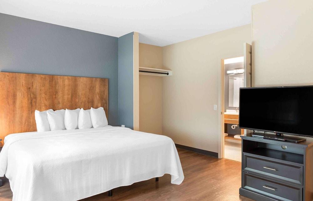 Extended Stay America Premier Suites Ft Lauderdale CypressCk photo 10
