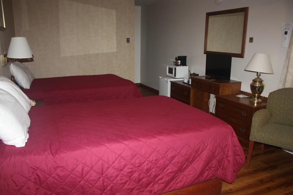 The Towne Motel photo 46