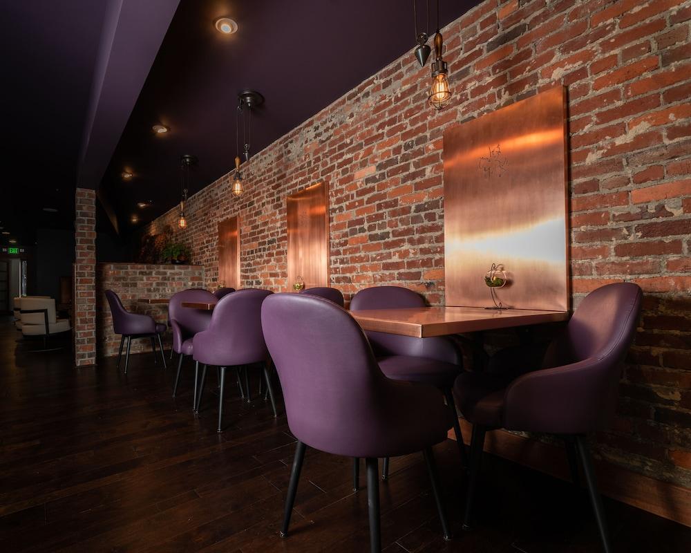 The Horton Hotel and Rooftop Lounge photo 22