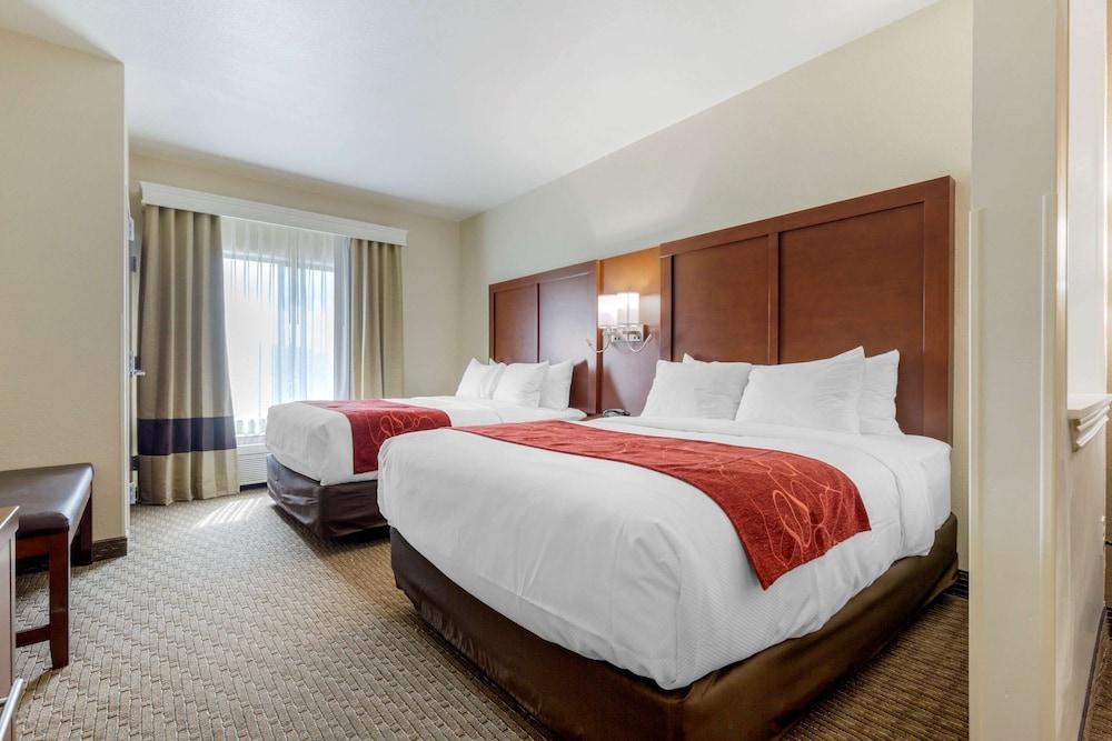 Comfort Suites Copperas Cove photo 40